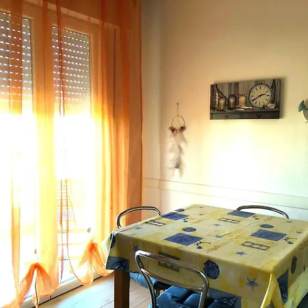 Zeta Agenzia Colla Appartamento *